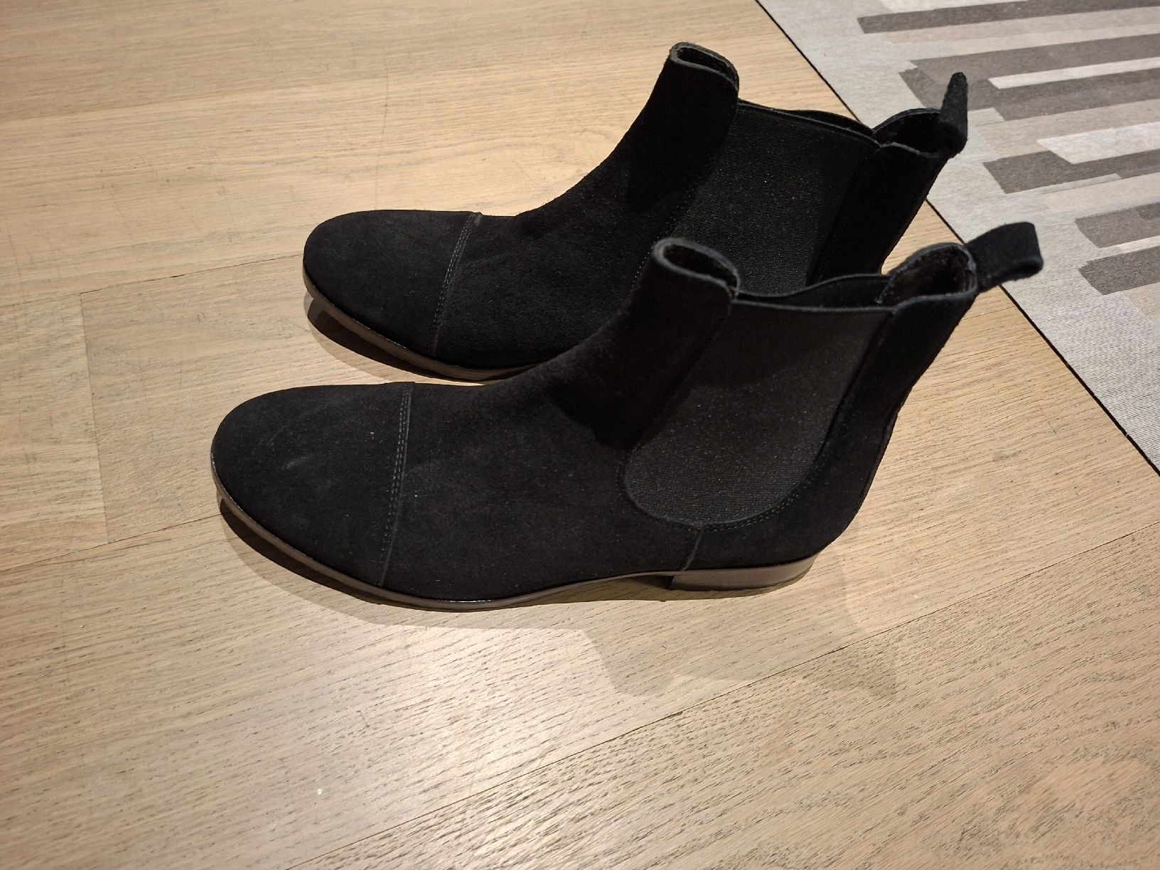 Chaussures femmes: A.Testoni Black Suede Leather Boots - Size 37 – D'occasion à Zürich par oli_p8cc 8