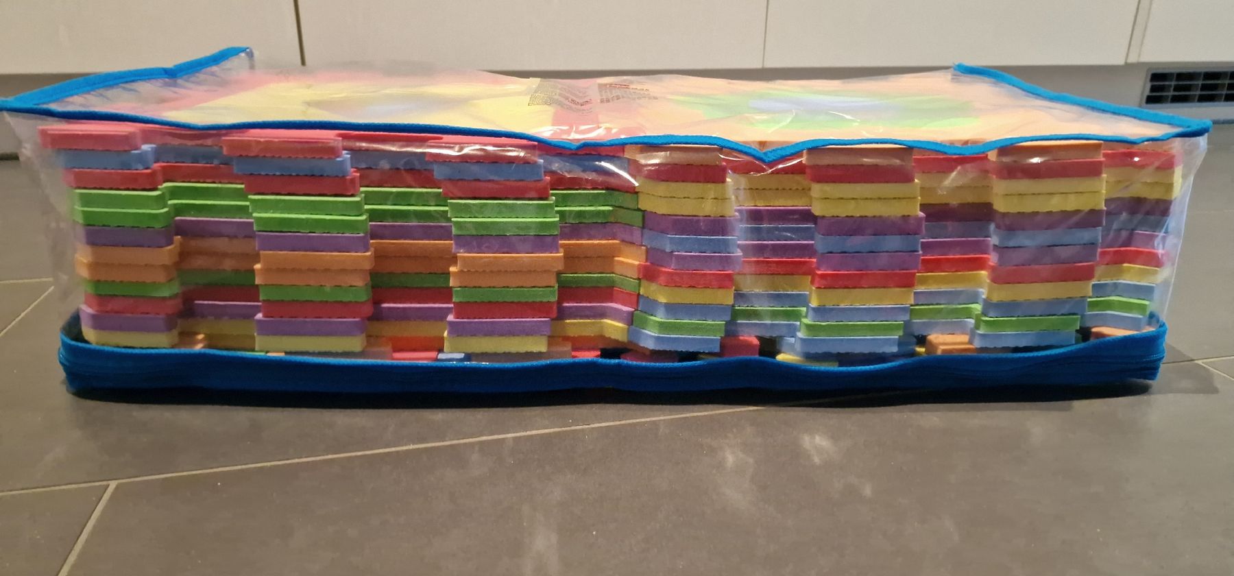 Tappeti: Tappeto puzzle per bambini, colorato e sicuro! – Usato da Volketswil venduto da agc_th5j 1