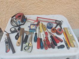 Werkzeug Konvolut Handwerkzeuge Schraubenzieher Schaber