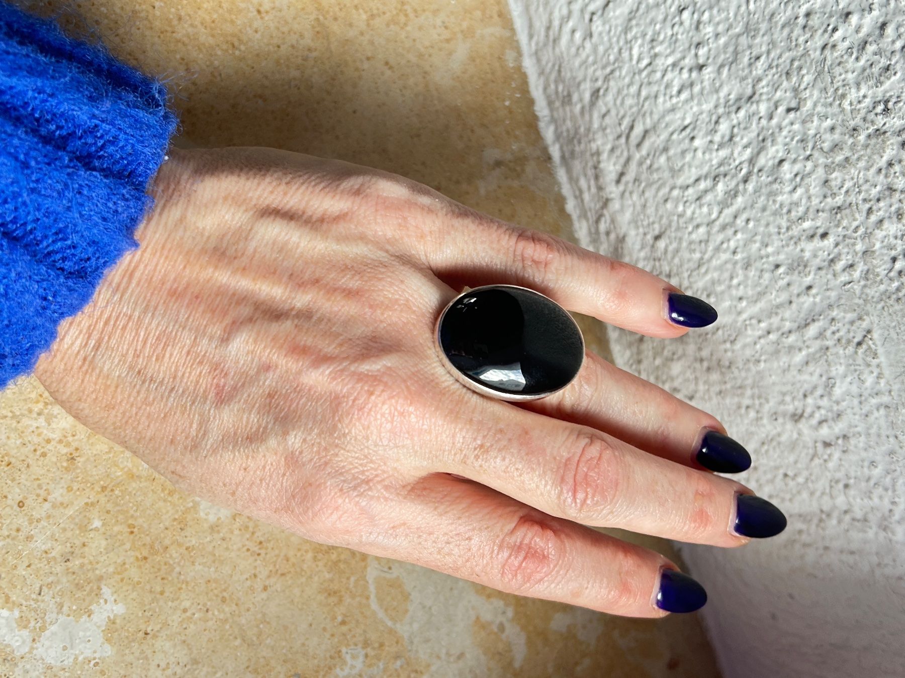 Anelli: Grosser Onyx Ring Silberfassung (Grösse 55) – Usato da Laufen venduto da belleskulptur 1