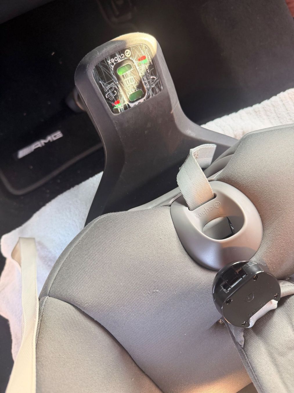 Cybex Seggiolini per auto: Cybex Kindersitz Sirona S i-Size – Usato da Pfäffikon ZH venduto da PatriciaB23 3