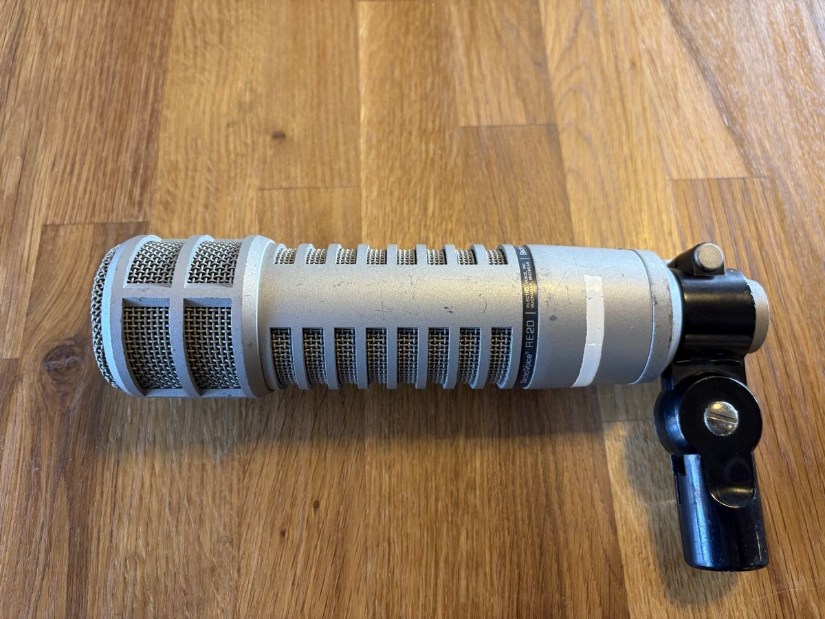 Electro-voice Microphones: Micro Electro-Voice RE20 – D'occasion à Nidau par car_9hmw 1