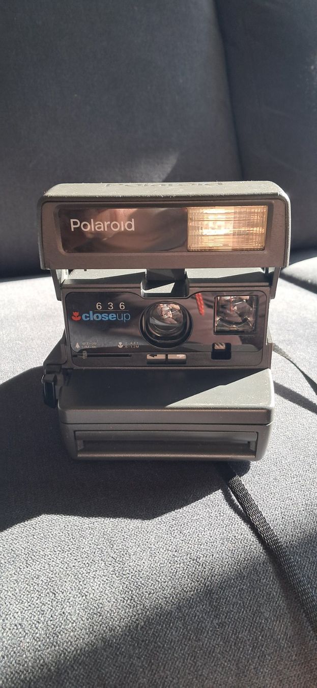 Polaroid Fotocamera: Polaroid 636 Closeup Kamera – Usato da Chur venduto da Okapi77