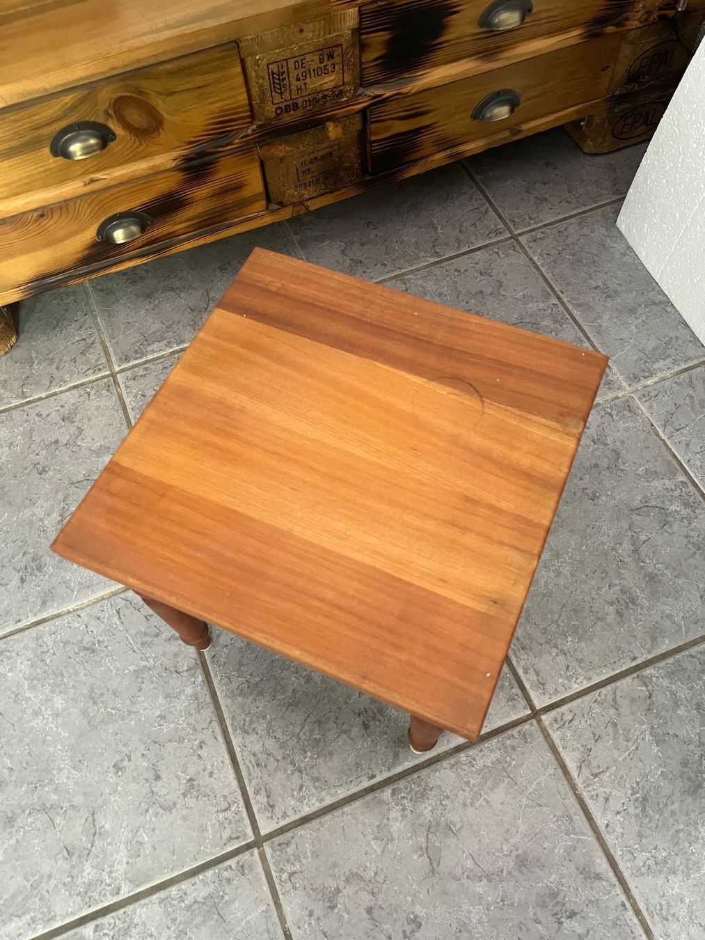 Tabourets: Pflanzenhocker – D'occasion à Dornach par npe_7dng 1