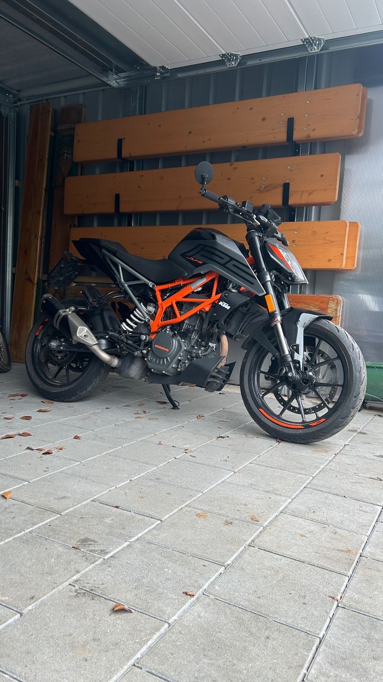 KTM Strada: KTM Duke 125 – Usato da Niederlenz venduto da sha_f5tx