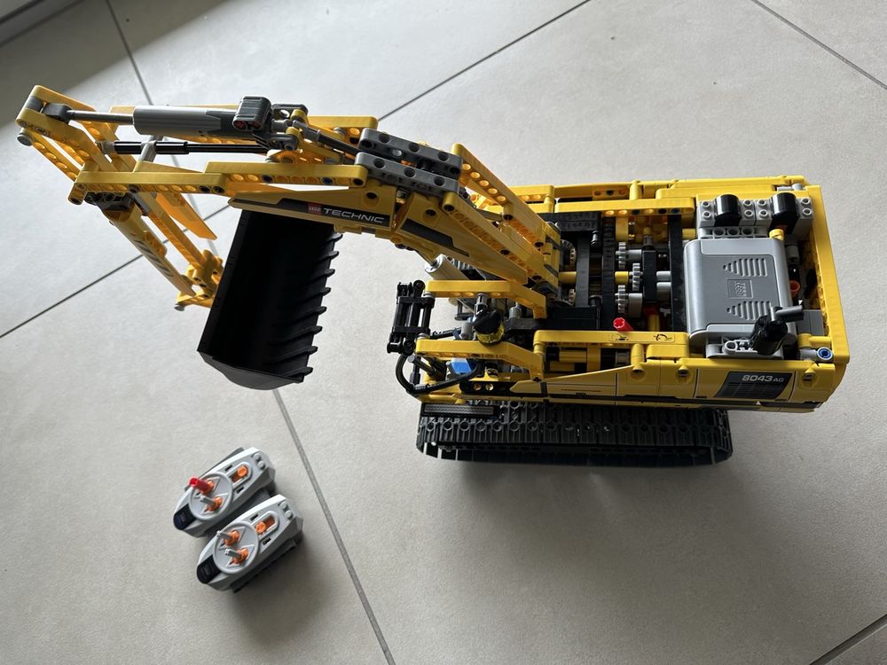 Lego 8043 (motorisierter Bagger) (Gebraucht) in Müntschemier für CHF ...