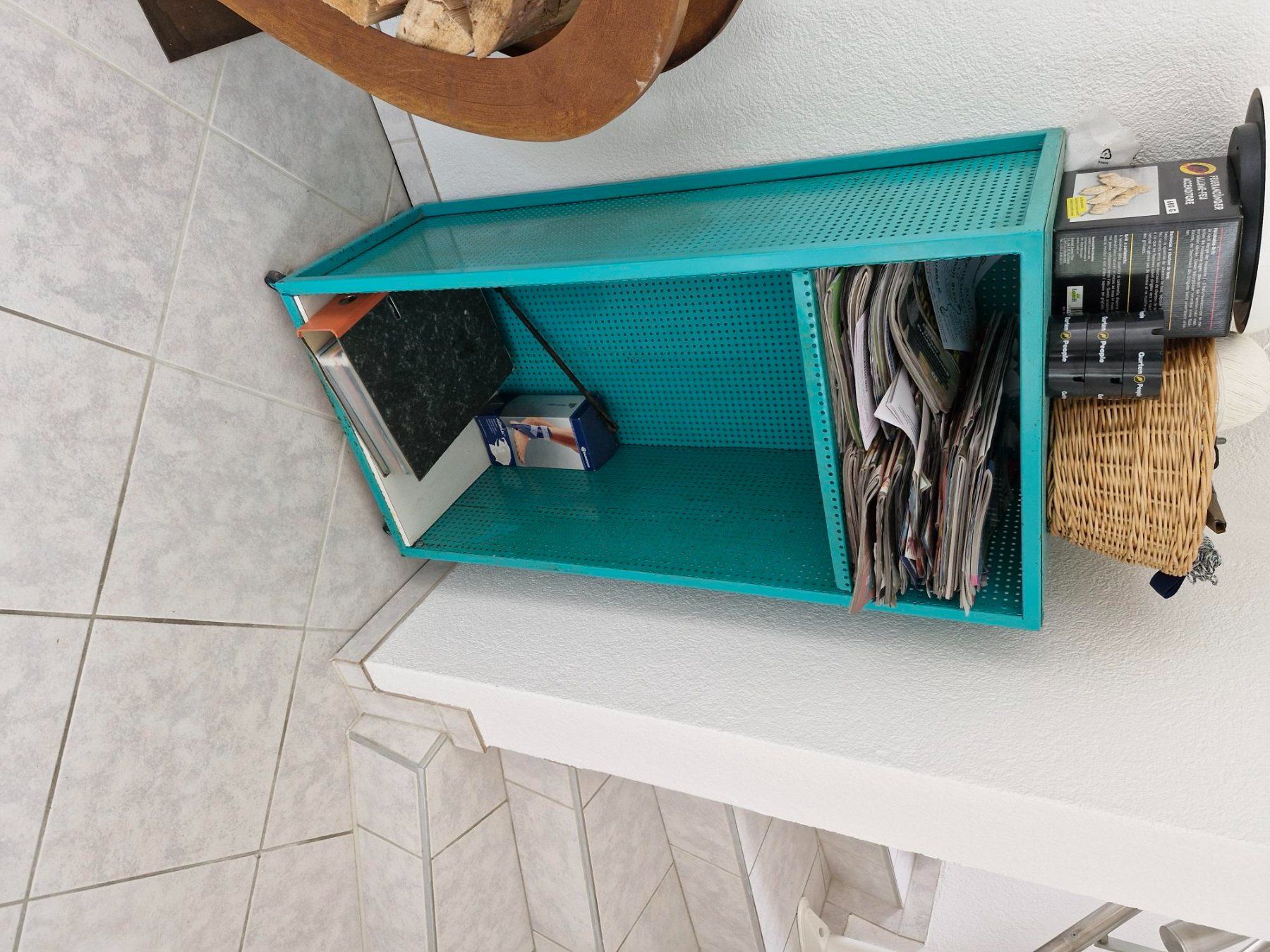 Eléments de bureau: Rollbares Metallregal / Rollcontainer – D'occasion à Wyssachen par ham_yt92