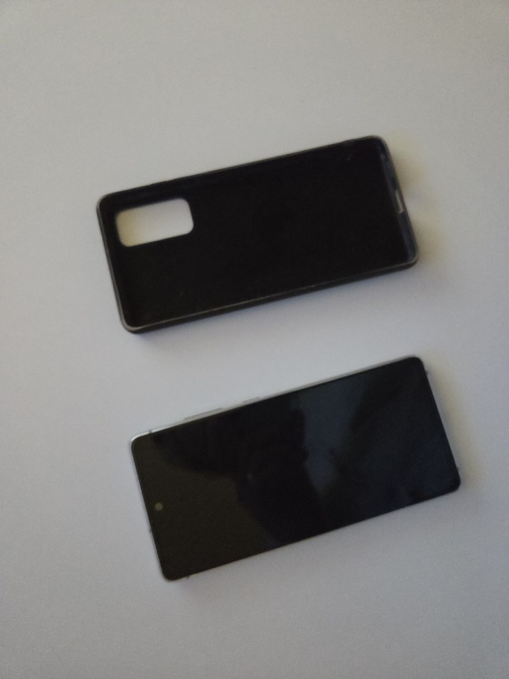 Samsung Telefoni cellulari / Smartphones: Samsung Galaxy S20 FE Weiss  – Usato da Wetzikon ZH venduto da rog_fsz9 2