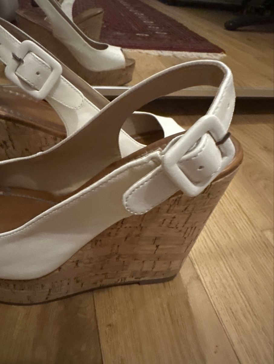 Damenschuhe: white wedge shoes size 38 peep toe slingback – Gebraucht aus Bouveret von dou_g8q7 2