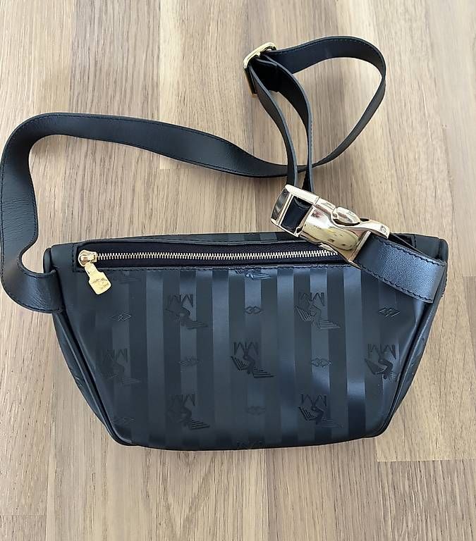 Sacs femmes: Mollerus Tasche  – D'occasion à Chur par leandrav 1