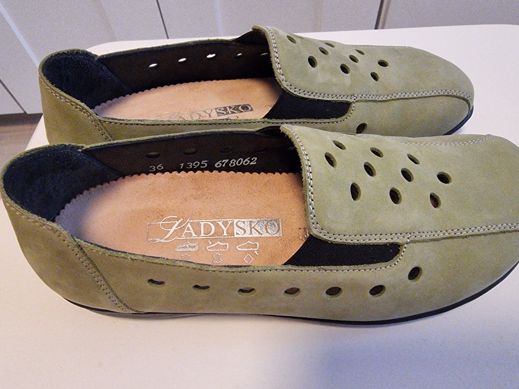 Scarpe da donna: Shuhe Lady Sko 36 – Nuovo (secondo la descrizione) da Mauren venduto da ehr_5cy6 4