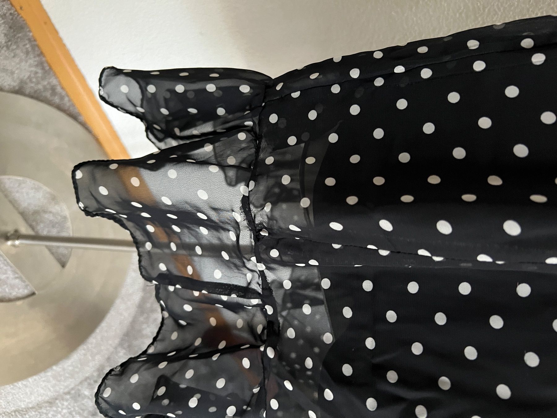 Calendari: Kleid M – Usato da Liestal venduto da Goldart 5