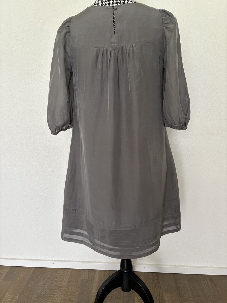 Vestiti & Gonne: Kleid – Nuovo (secondo la descrizione) da Wichtrach venduto da oem_7glc 1