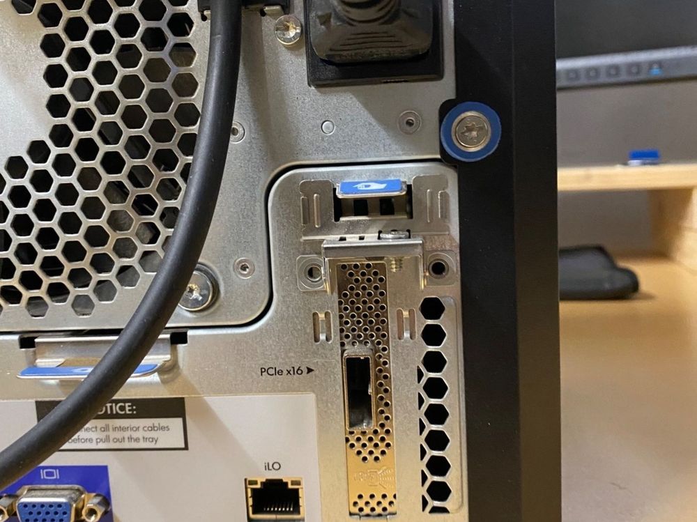 HP Microserver Gen 8 Intel Xenon 4 Core / RAID Controller Kaufen