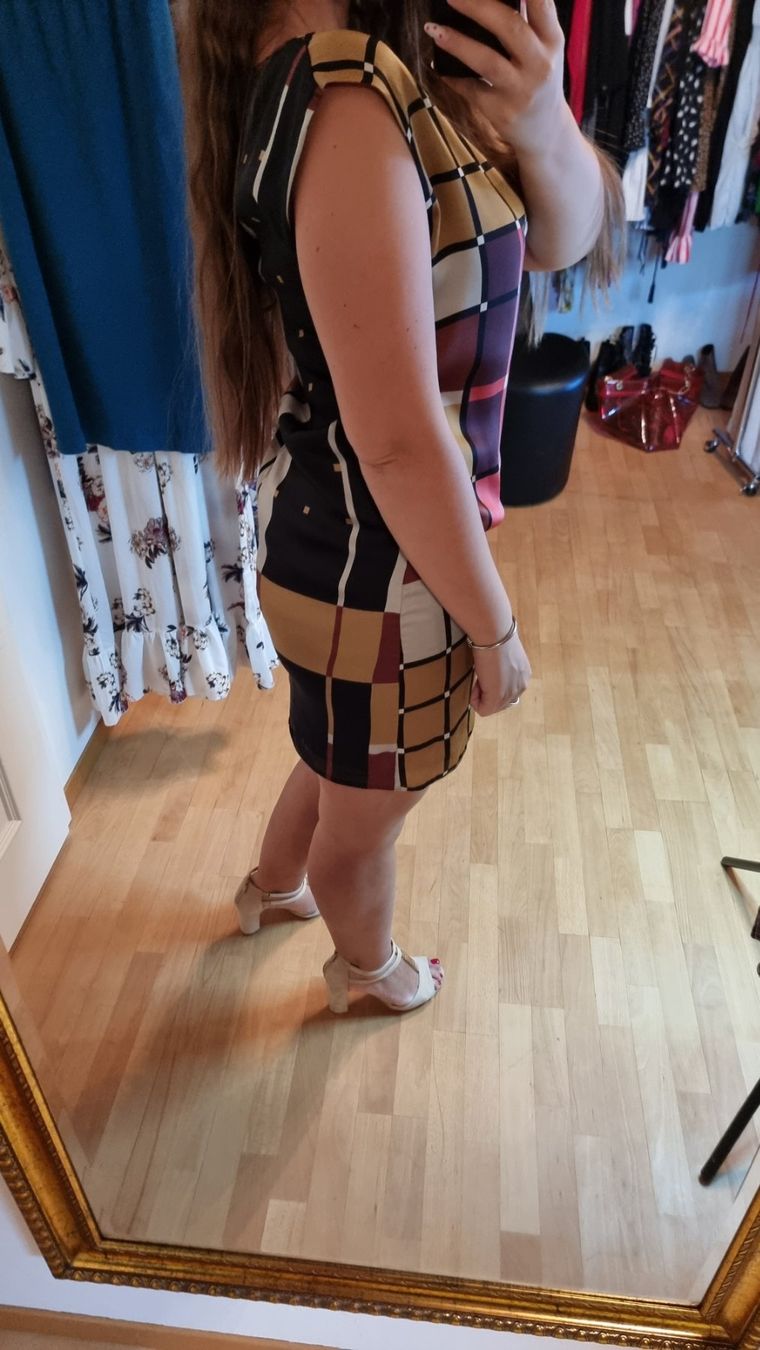 Vestiti: 🌺Kleid Größe 38/40🌺 – Usato da Wald ZH venduto da CapLux 2