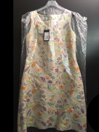 Piu & Piu V Kleid oh Arm beige metallic bunt bestickt Gr 44