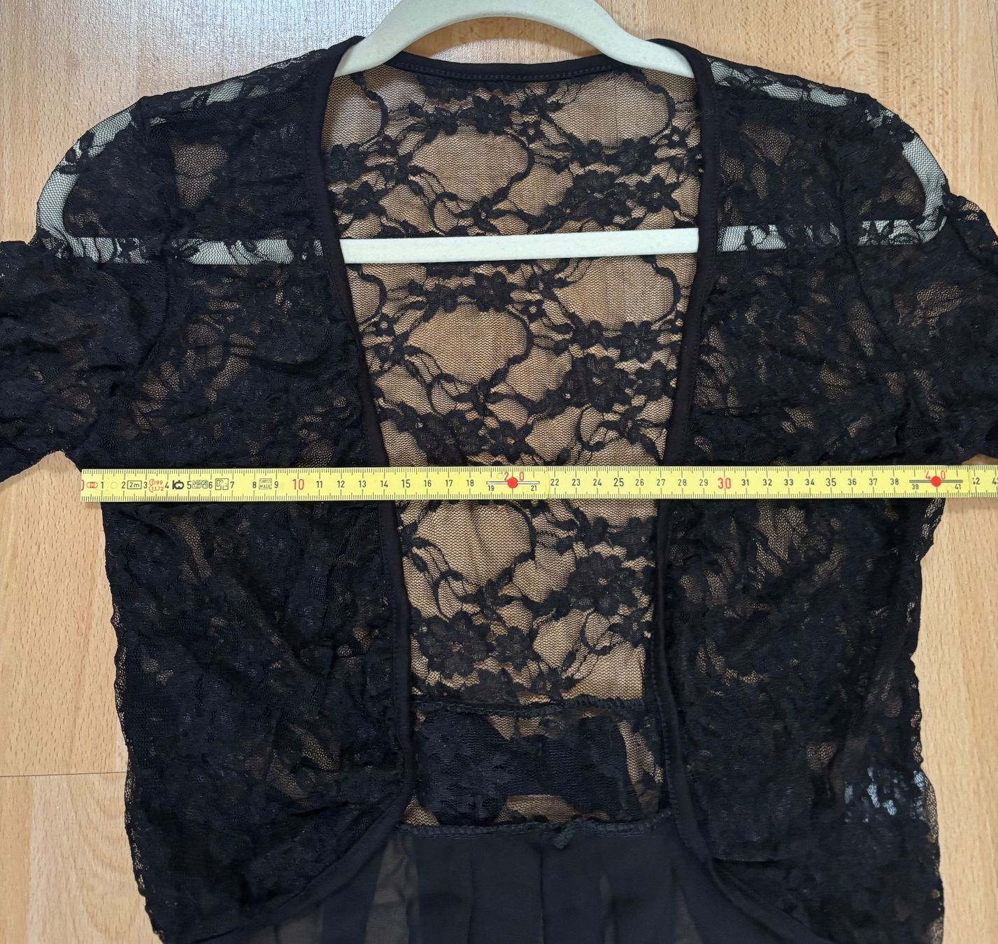 Bolero: Neues Spitzen Bolero / Jäckchen - Grösse S/M – Nuovo e nell'imballaggio originale da Zofingen venduto da Justizia_01 2