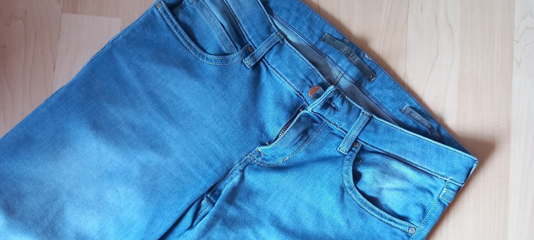 Guess Jeans: Guess Jeans kurz Gr. 27 – Nuovo (secondo la descrizione) da Rebstein venduto da bestforyou 1