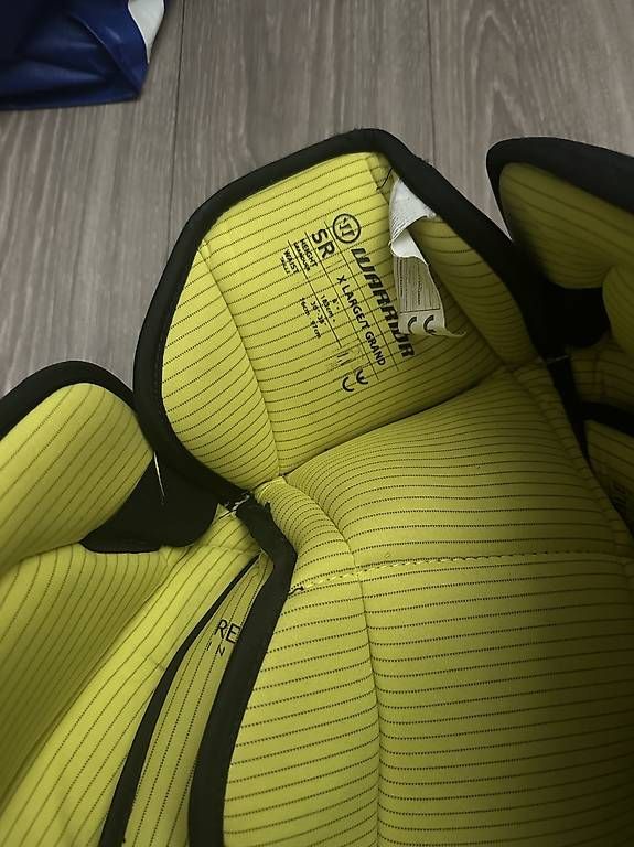 Protezioni & Imbottiture: Cuissette de gardien hockey warrior – Usato da Les Avanchets venduto da jaa_9np9 1