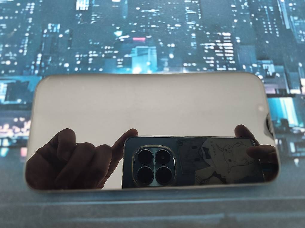 Handys / Smartphones: iPhone 16e – Gebraucht aus Minusio von natpag 3