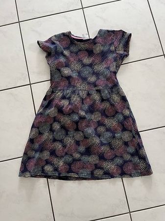 Kleid Grösse 146 / 152