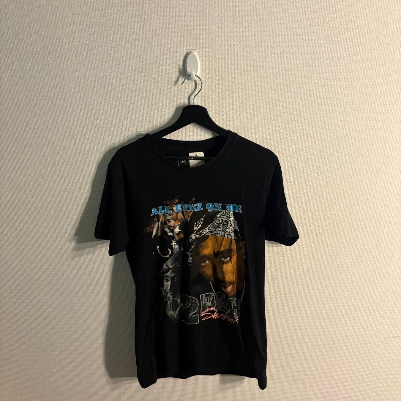 T-shirt: 2Pac Vintage Tee (Black) – Nuovo (secondo la descrizione) da Bern venduto da gia_jqj7