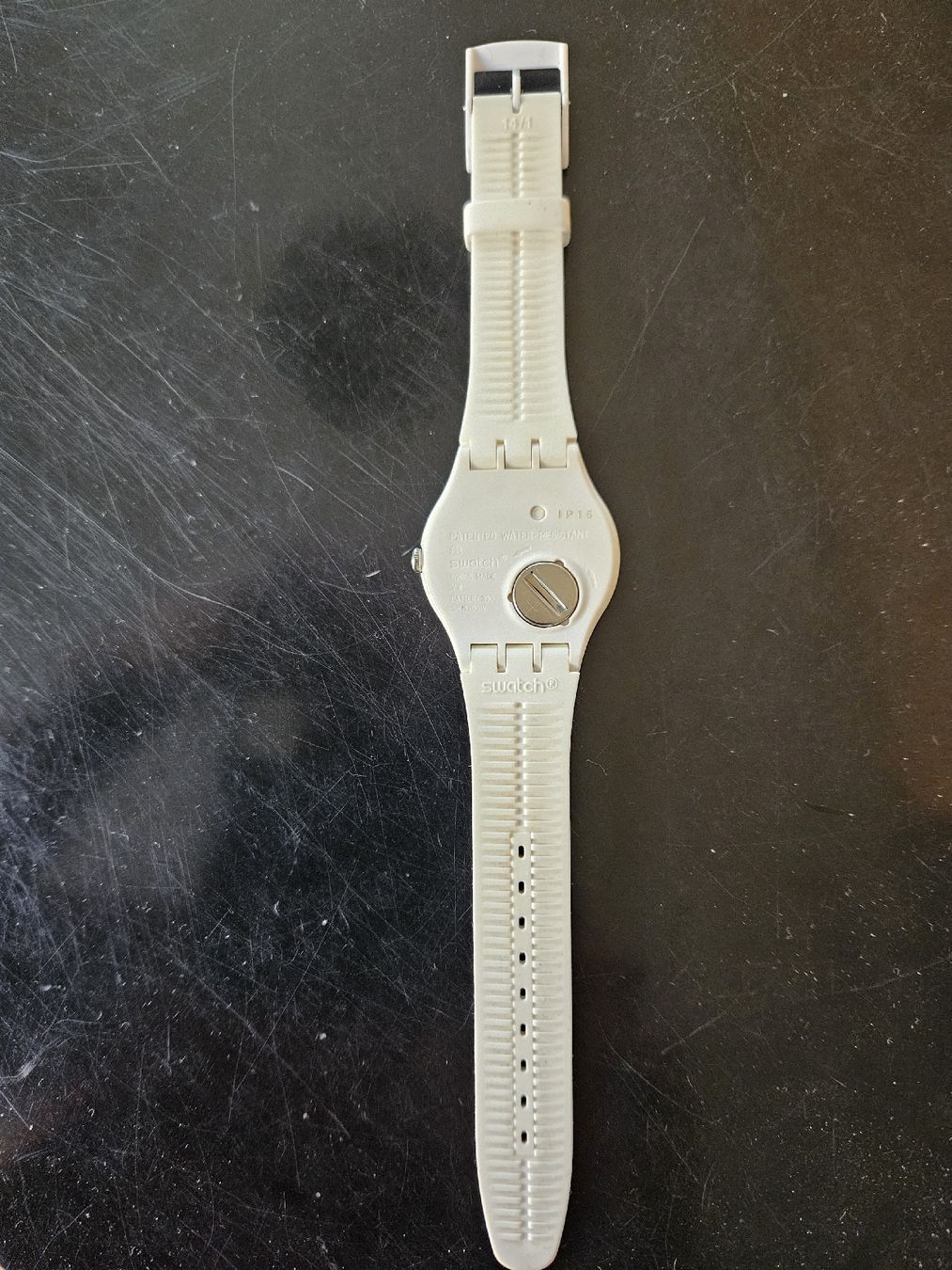 Swatch Orologi: Swatch SUOW100 mit Silikonarmband – Usato da Rüti ZH venduto da Moli8 2