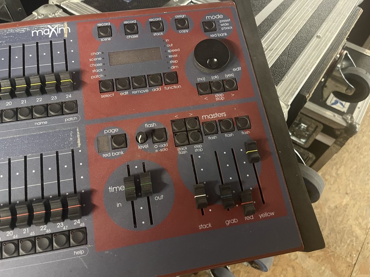 Platines de mixage: Lichtmischpult LSC Maxim DMX – D'occasion à Nesslau par Pbon 1