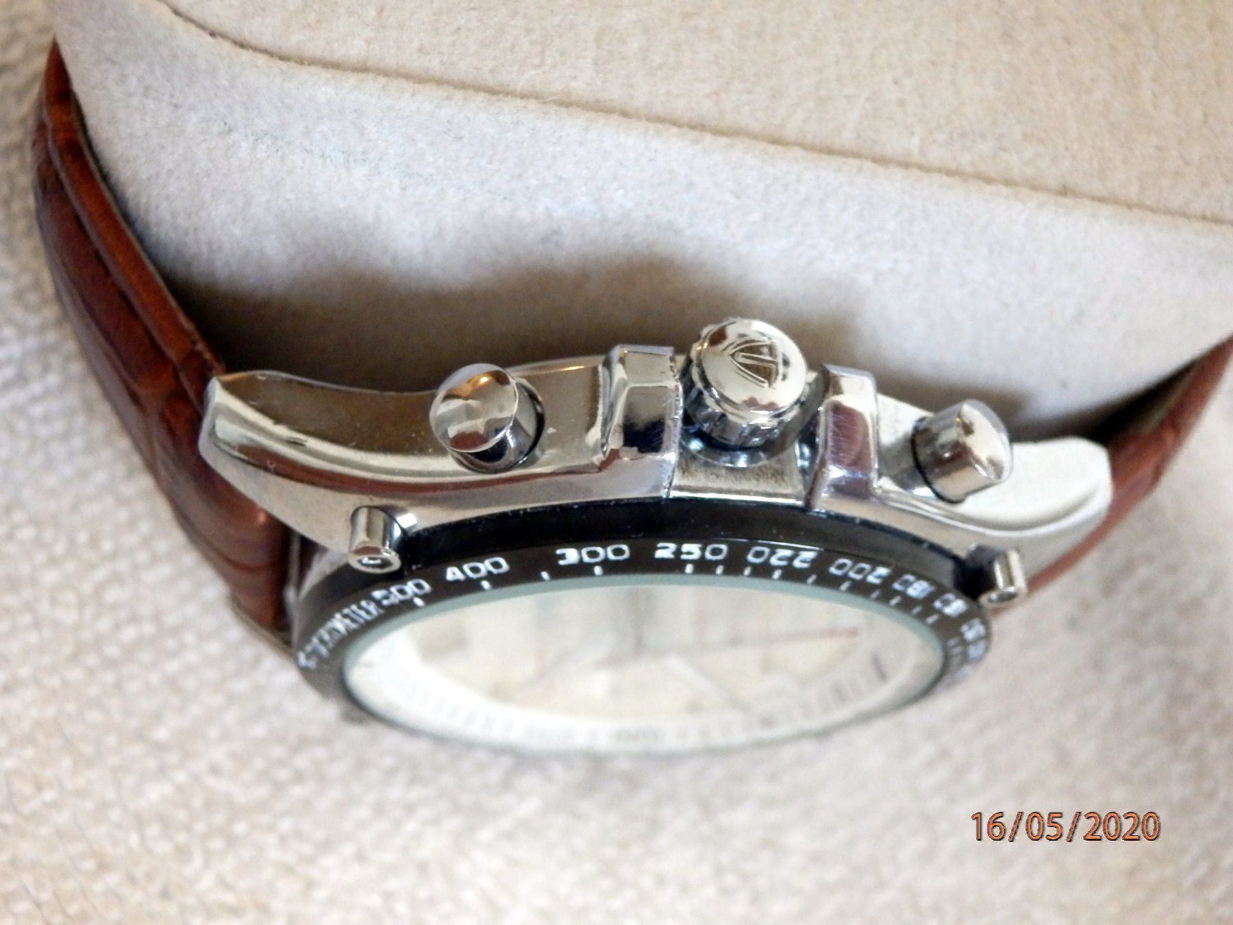 Uhren: Chronograph, Tevise, 42mm mit viel Deko. – Gebraucht aus Ueberstorf von dinbau 2