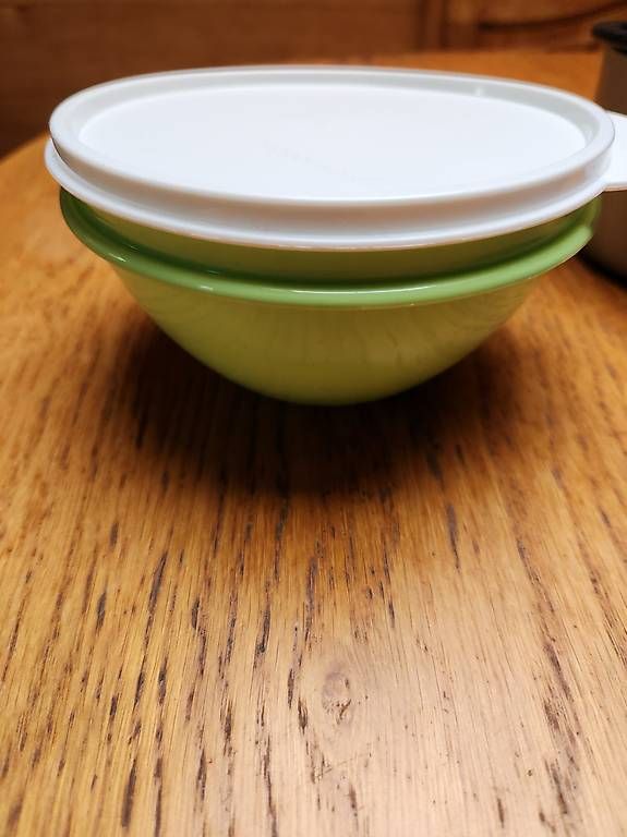 Tupperware Contenitori & Simili: Tupperware Behälter Neu u. Neuwertig – Usato da Gstaad venduto da Meiel2020 2
