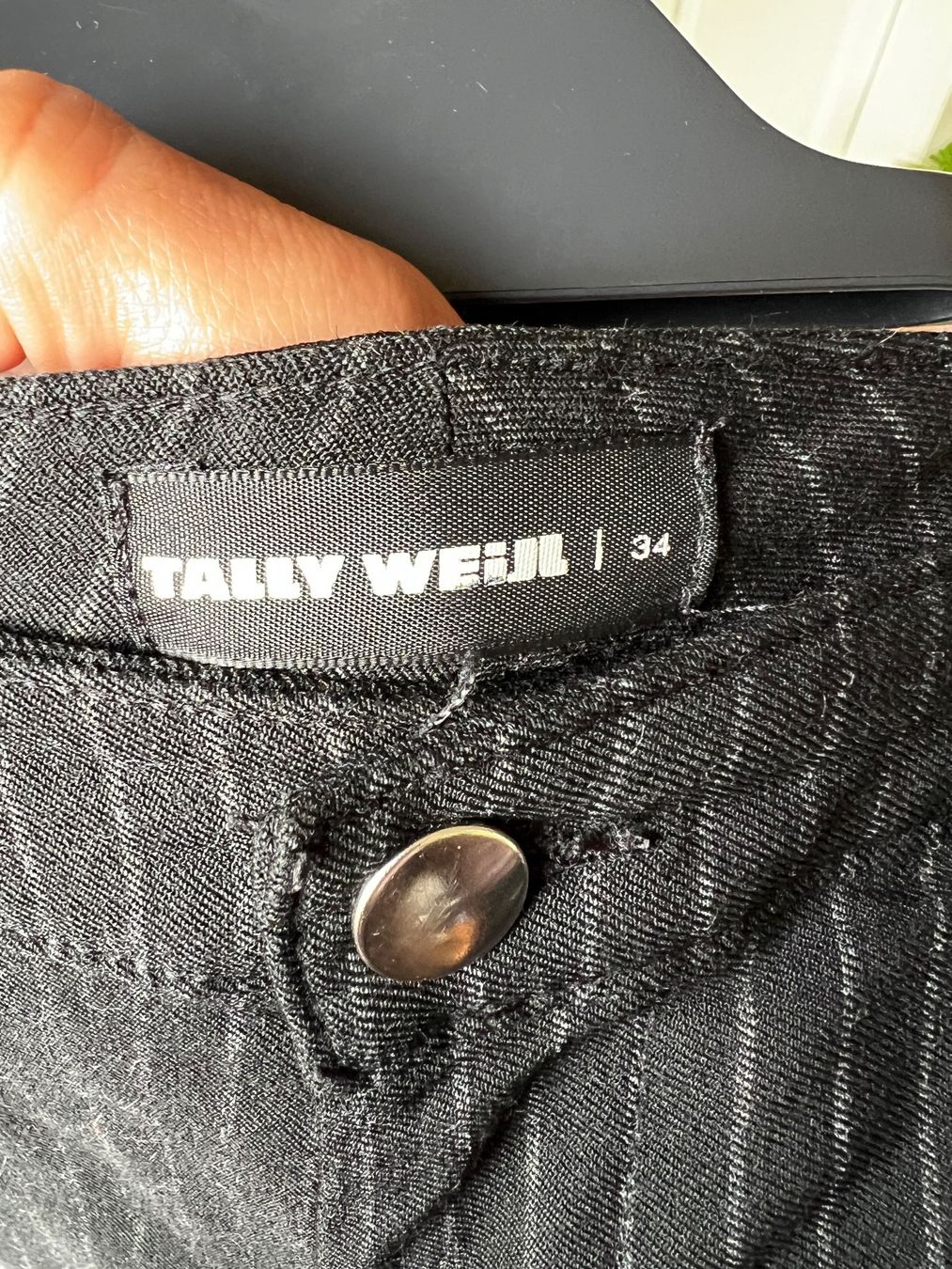 Pantalons: Pantaloni/leggins – Neuf (Voir description) à Bellinzona par bul_mvy5 2