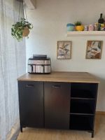 Küchenschrank/Kücheninsel schwarz mit Holzoptik Platte