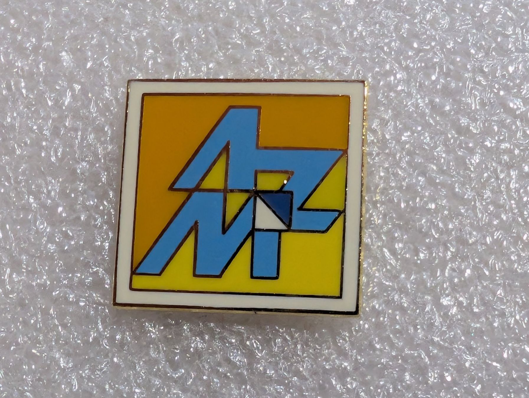 Placchette & Badge: Ansteckpin 257: – Usato da Oppligen venduto da Pin-Fall-Shop
