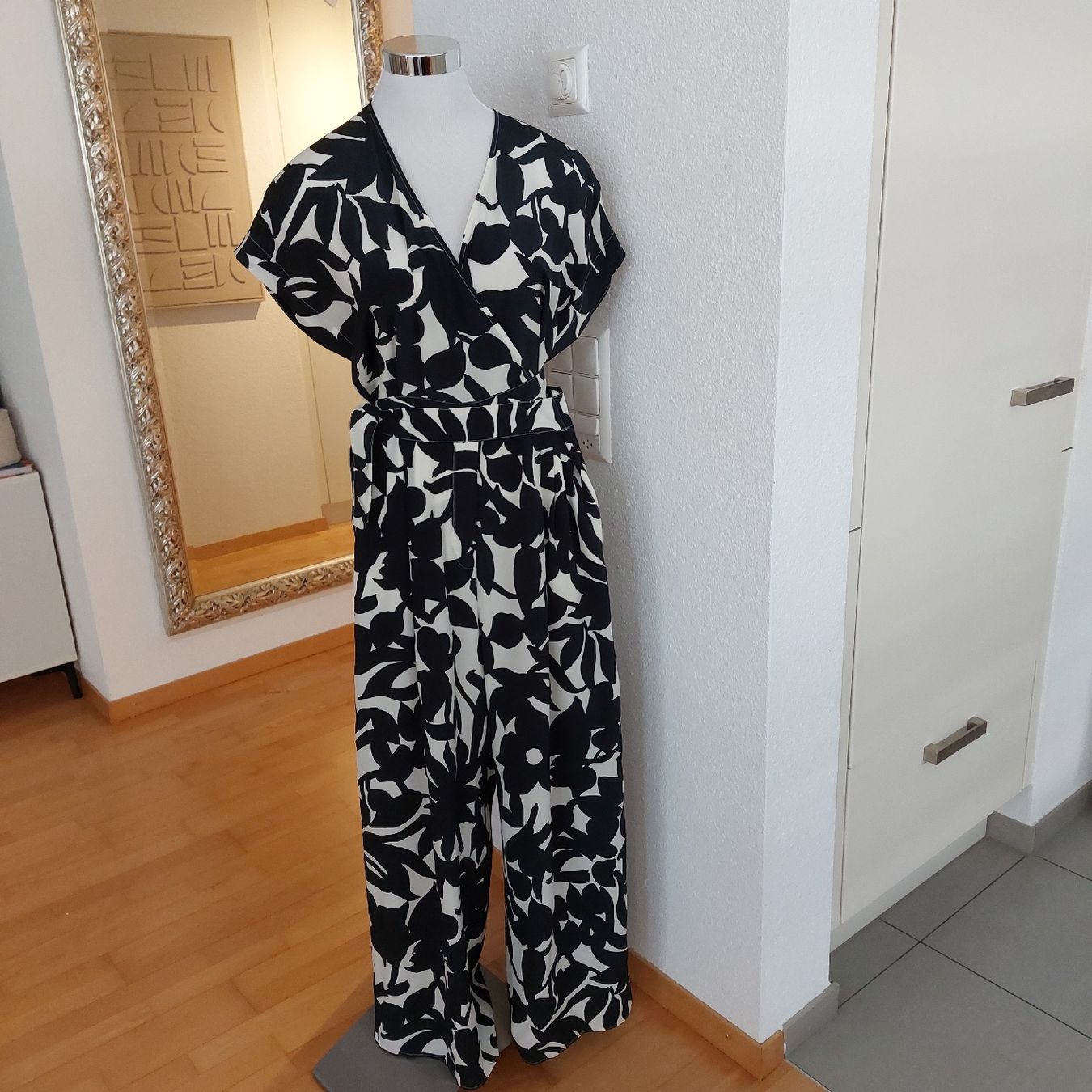 Max Mara Tute: Weekend Max Mara Overall Jumpsuit – Nuovo (secondo la descrizione) da St. Gallen venduto da ostschweiz123 2