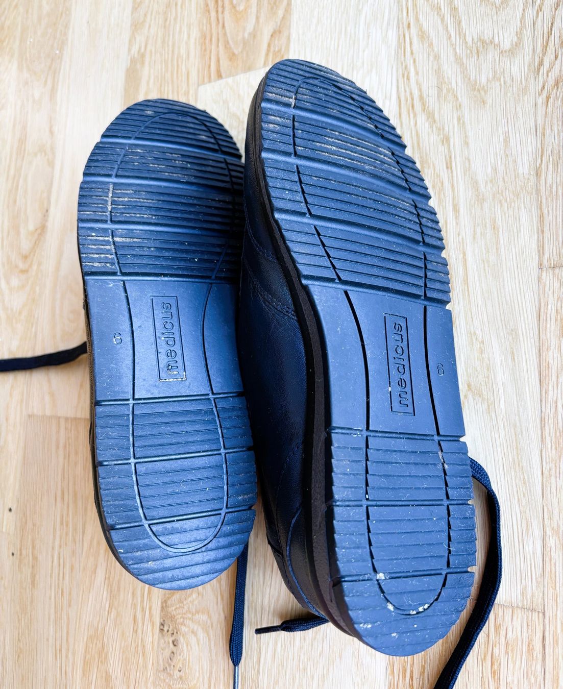 Scarpe da donna: Medicus Halbschuhe Schnürschuhe Leder schwarz – Usato da Riehen venduto da vendita 6