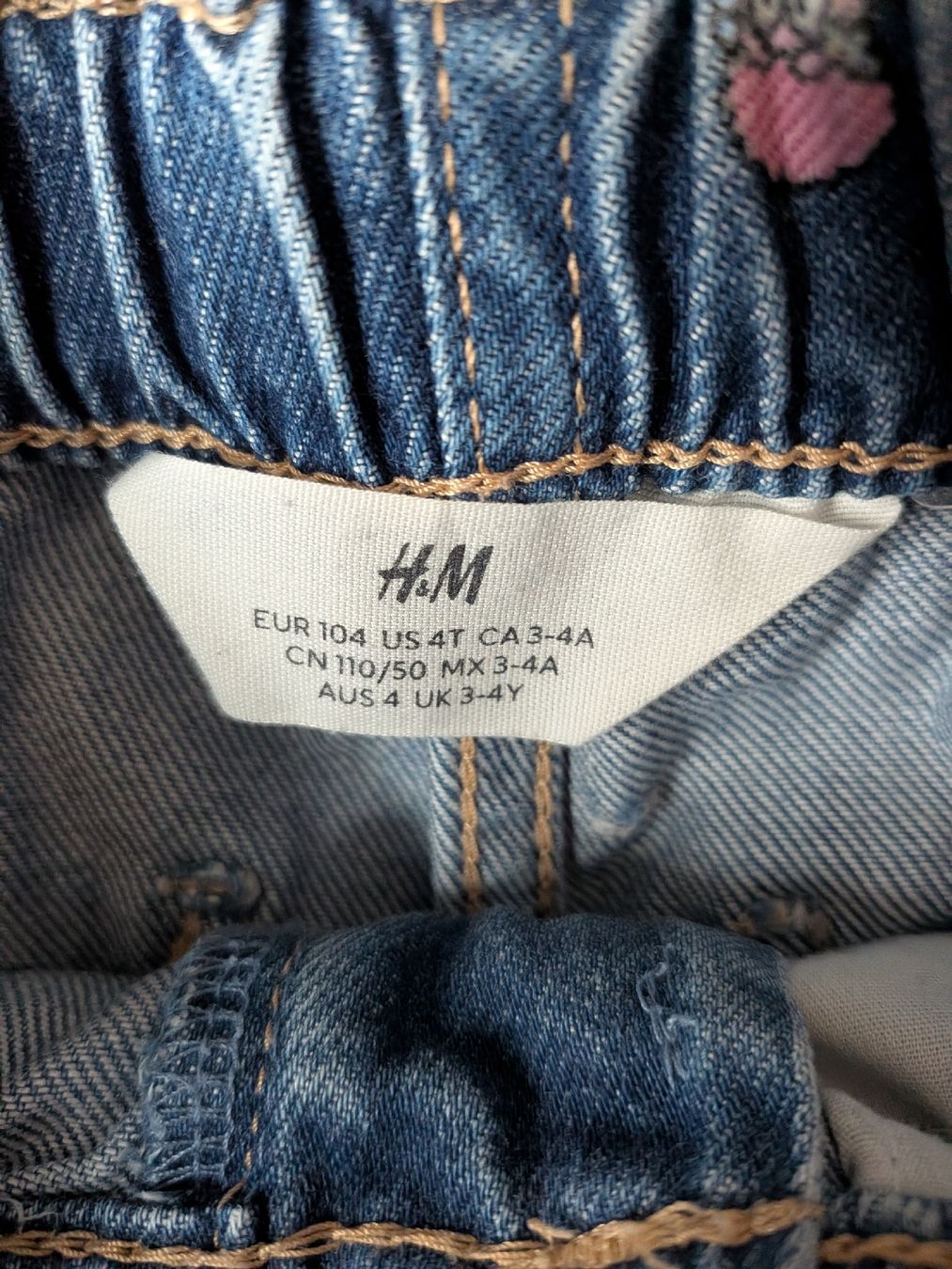 H&M Hosen: H&M Jeans Gr. 104 – Gebraucht aus Ebnat-Kappel von Fini1000 3