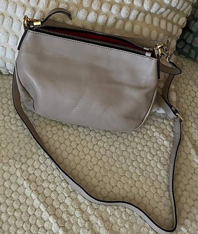 Taschen für Damen: Sac Gianni Chiarinni – Gebraucht aus Monthey von Jabeille