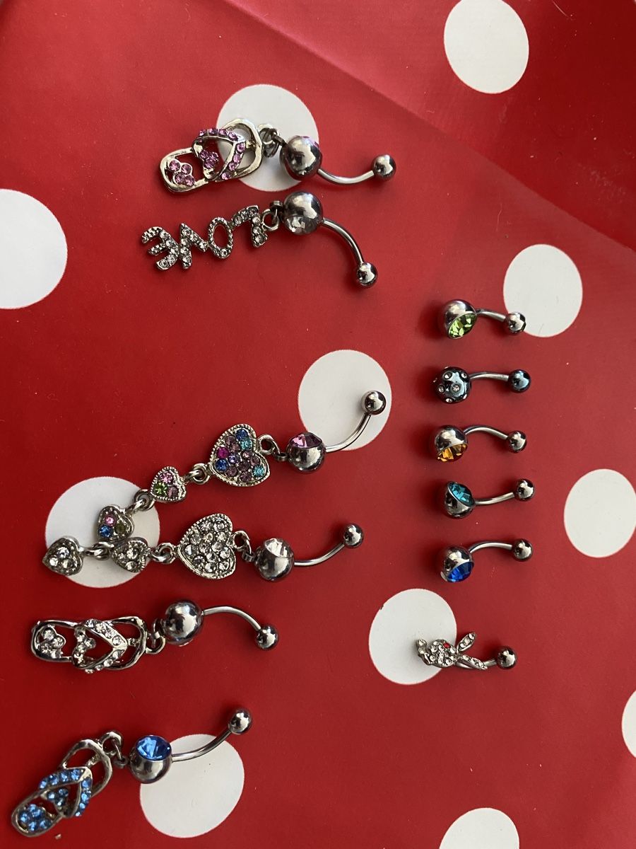 Gioielli per piercing: Lot de piercing au nombril – Nuovo (secondo la descrizione) da Grand-Lancy venduto da Didine015