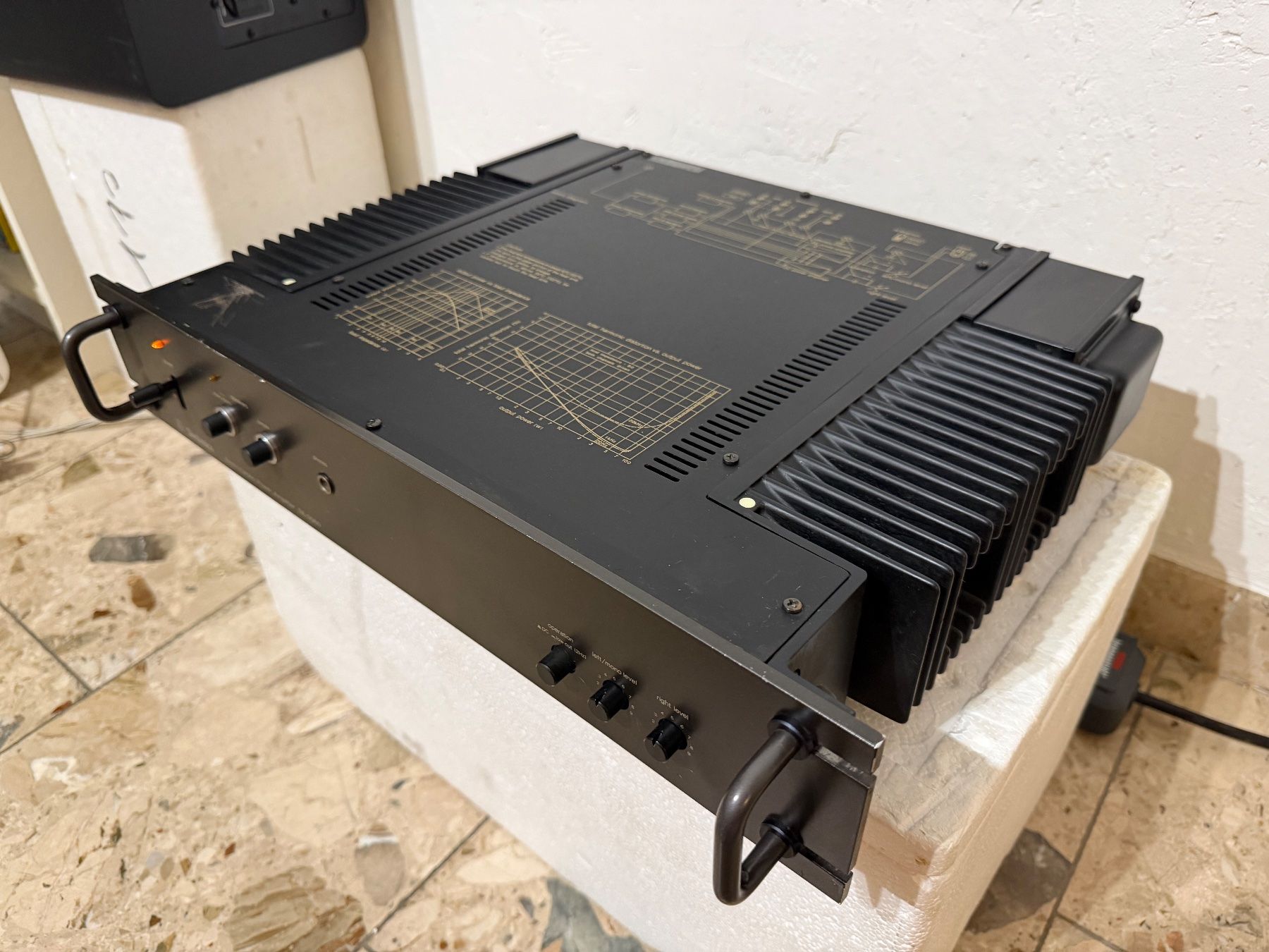 Technics Verstärker: Technics SU-9070 und SE-9060 – Gebraucht aus Plan-Les-Ouates von Shocc 5