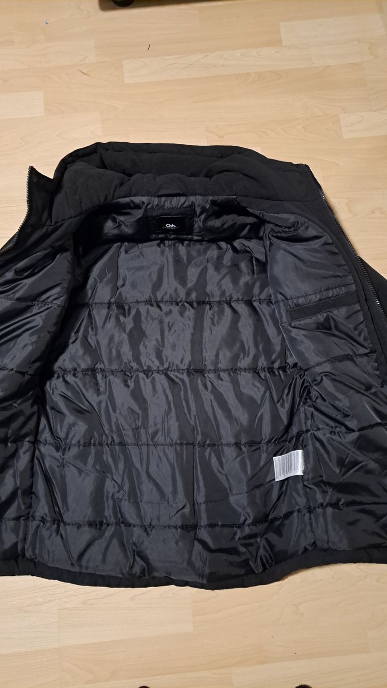 C&A Jacken & Mäntel: Winterjacke Schwarz Gr. S – Neu (gemäss Beschreibung) aus Winterthur von Dream_of 4