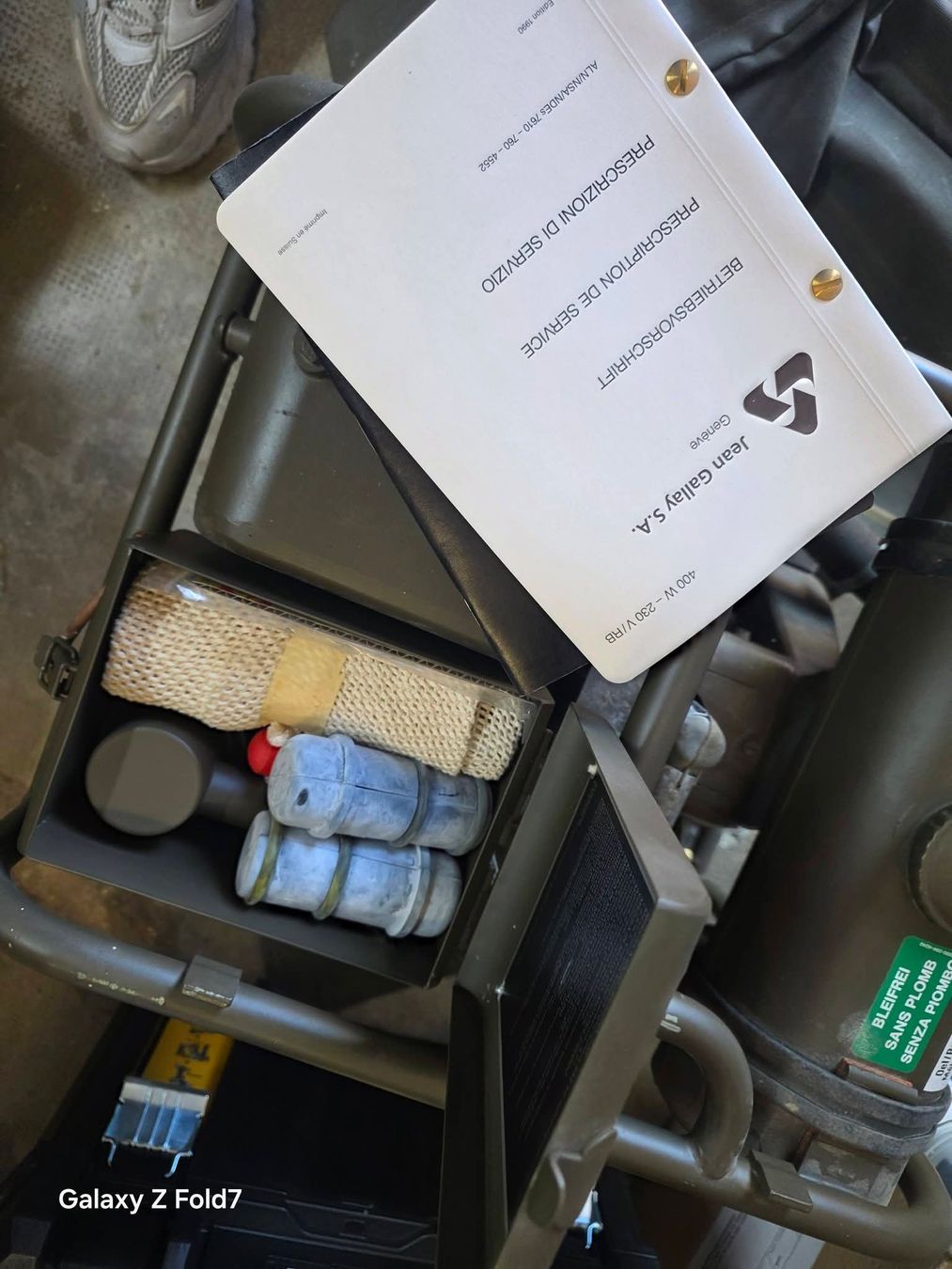 Generatori di corrente: génératrice Armme suisse – Usato da Vugelles-La Mothe venduto da koz_q5v9 2