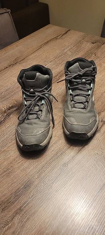 Chaussures hommes: Wanderschuhe Adidas - Grösse 36.5 – D'occasion à Unterengstringen par Sunriseben 3