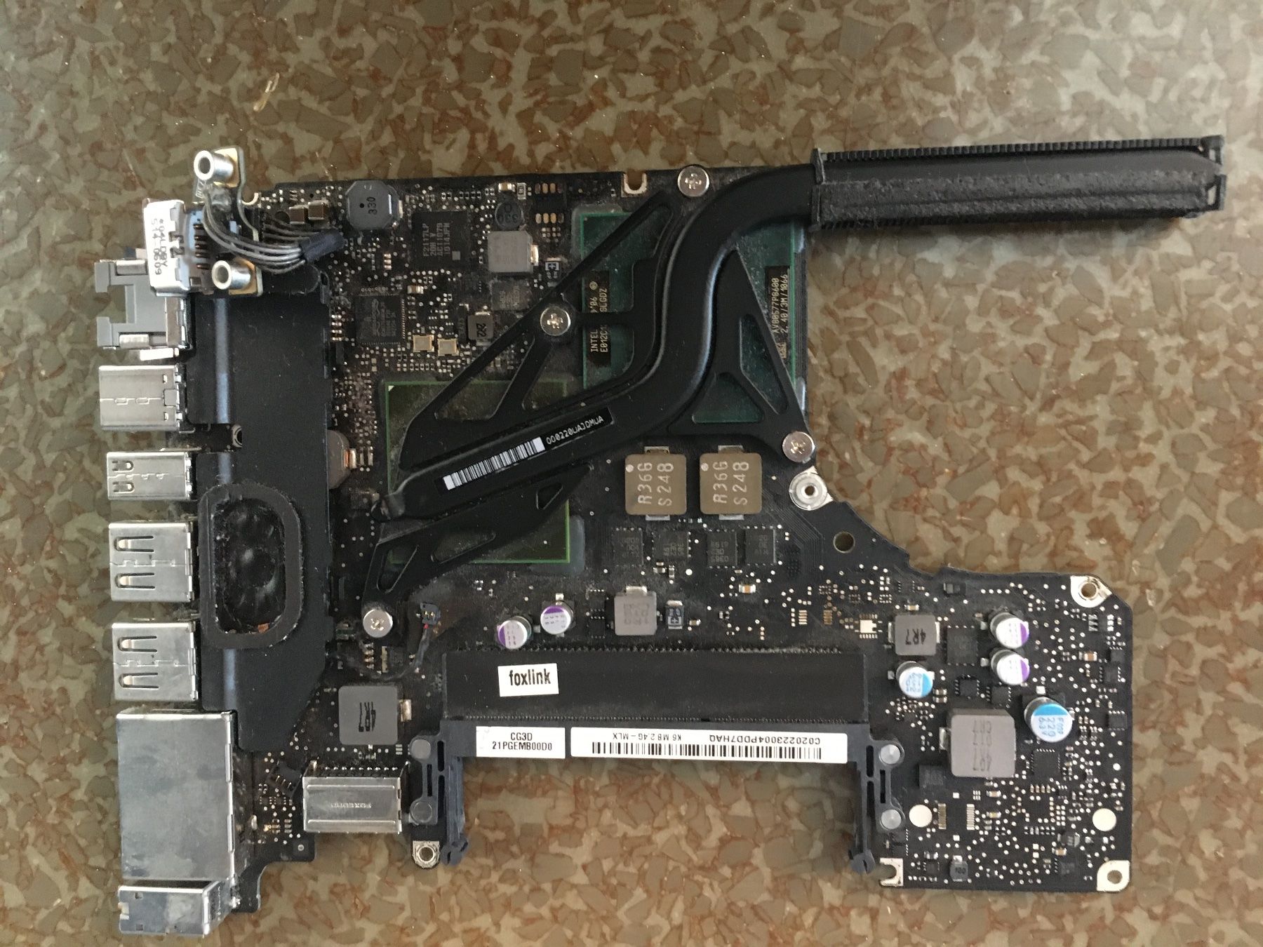 Schede madri: MacBook Pro 2010 Motherboard – Usato da Flawil venduto da rcnkr 1