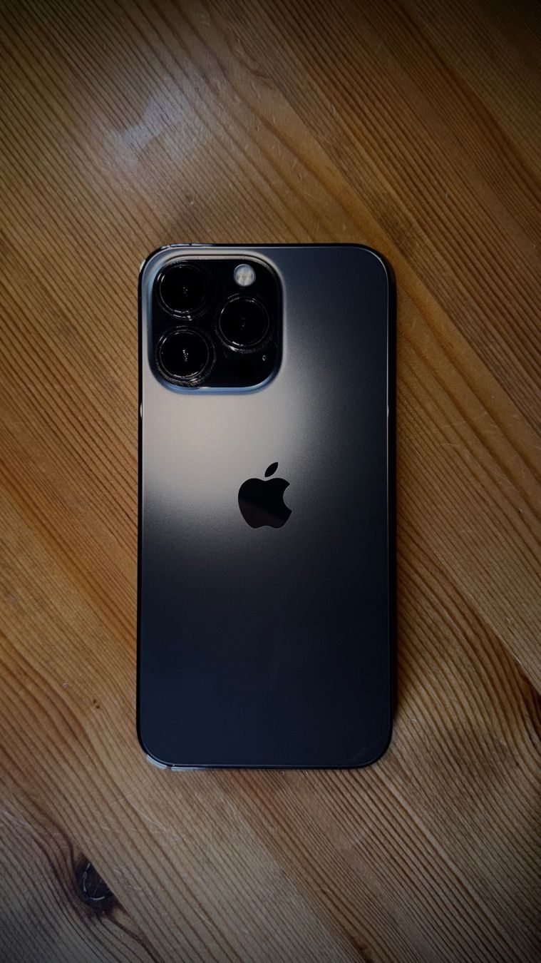 Apple Handys / Smartphones: Apple iPhone 13 Pro – Gebraucht aus Menziken von lucaroethlin