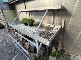 Pflanzentisch  Metall gebraucht