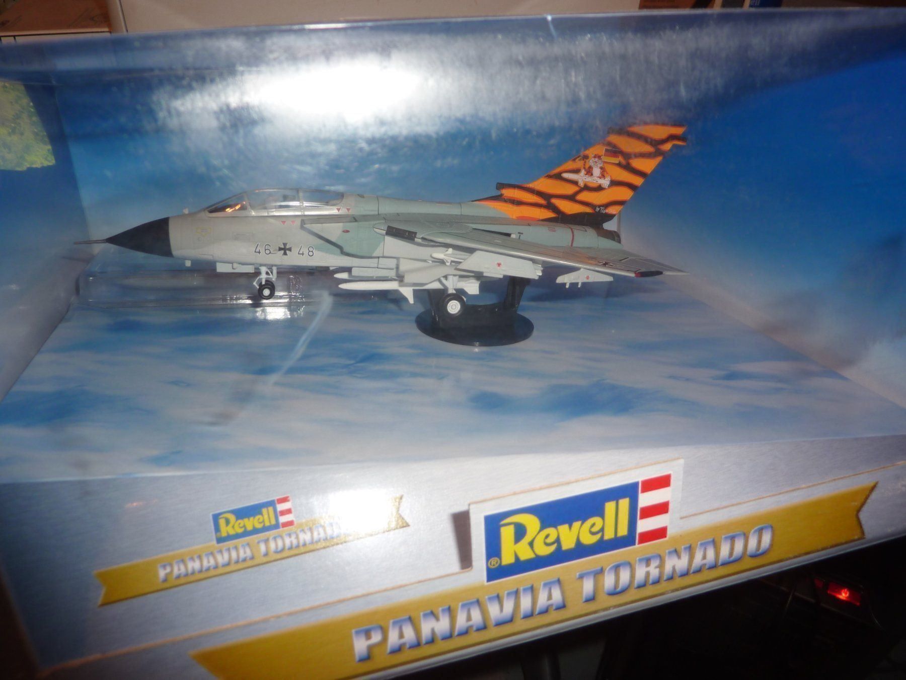 Modellbausätze & Standmodelle: TORNADO – Neu und originalverpackt aus Balsthal von bouteliee 1