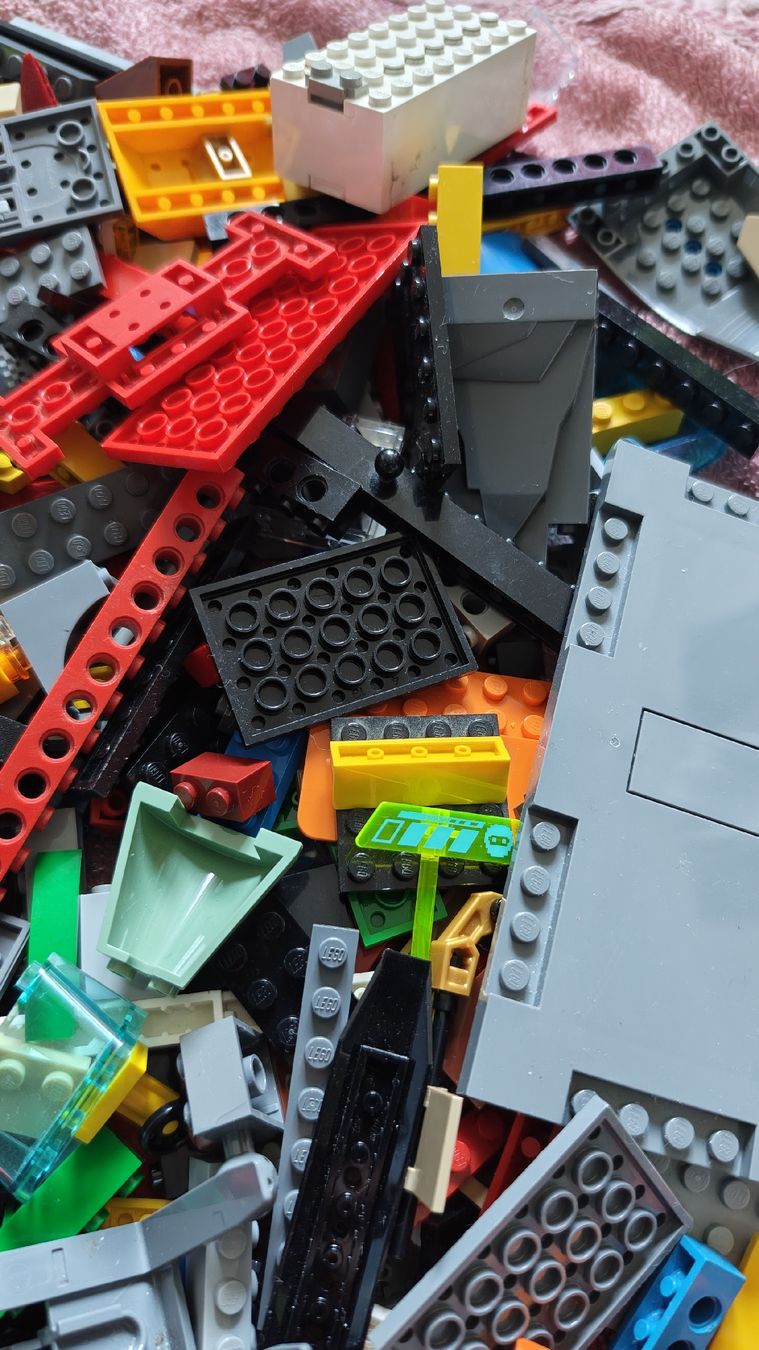 Lego Giocattoli: Lego "Schrott" ca 2,3 Kilo – Usato da Effretikon venduto da Superkarin7 4