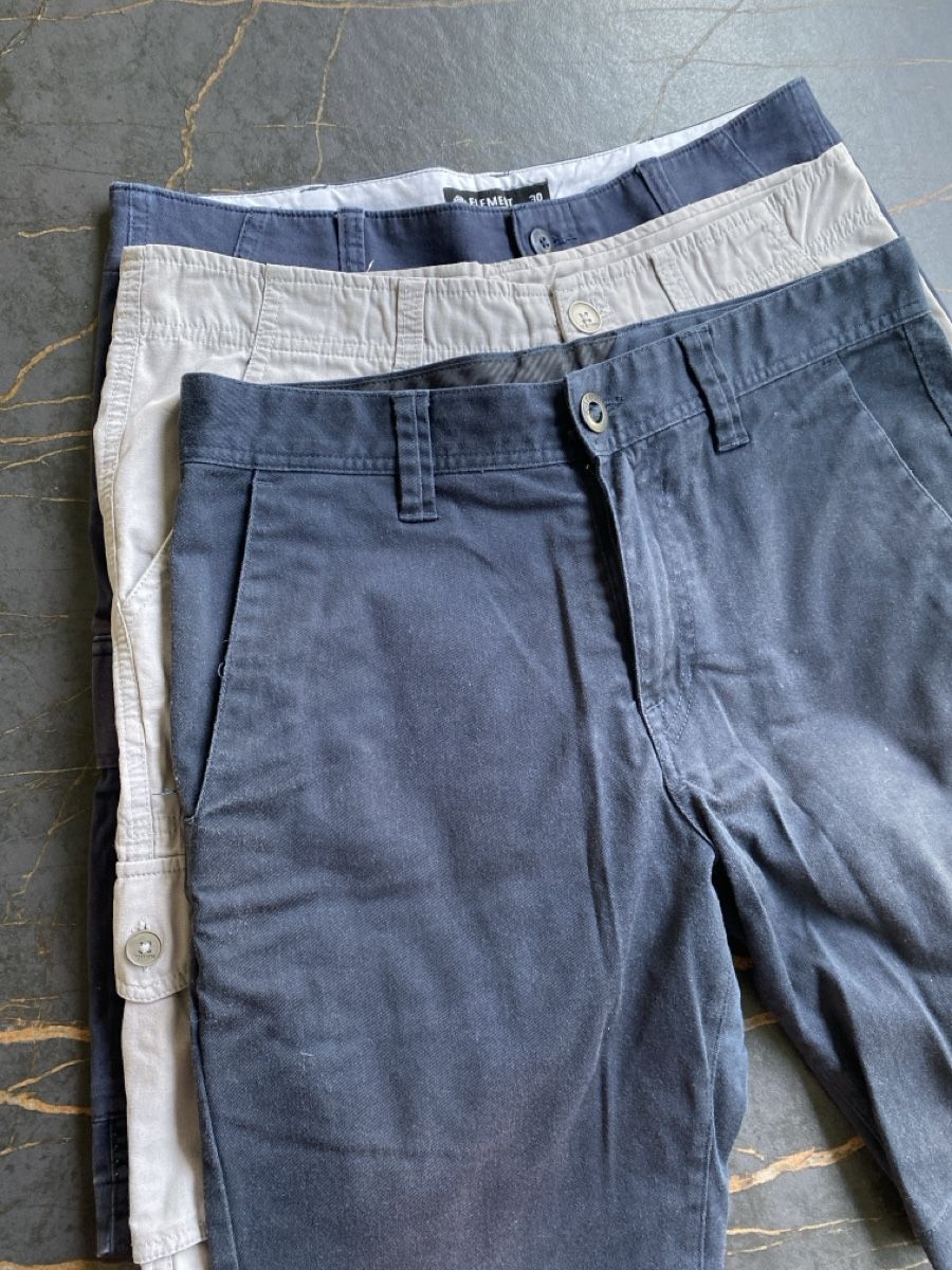 Hosen: 3 Shorts Gr. S – Gebraucht aus Lyss von Shantishiva