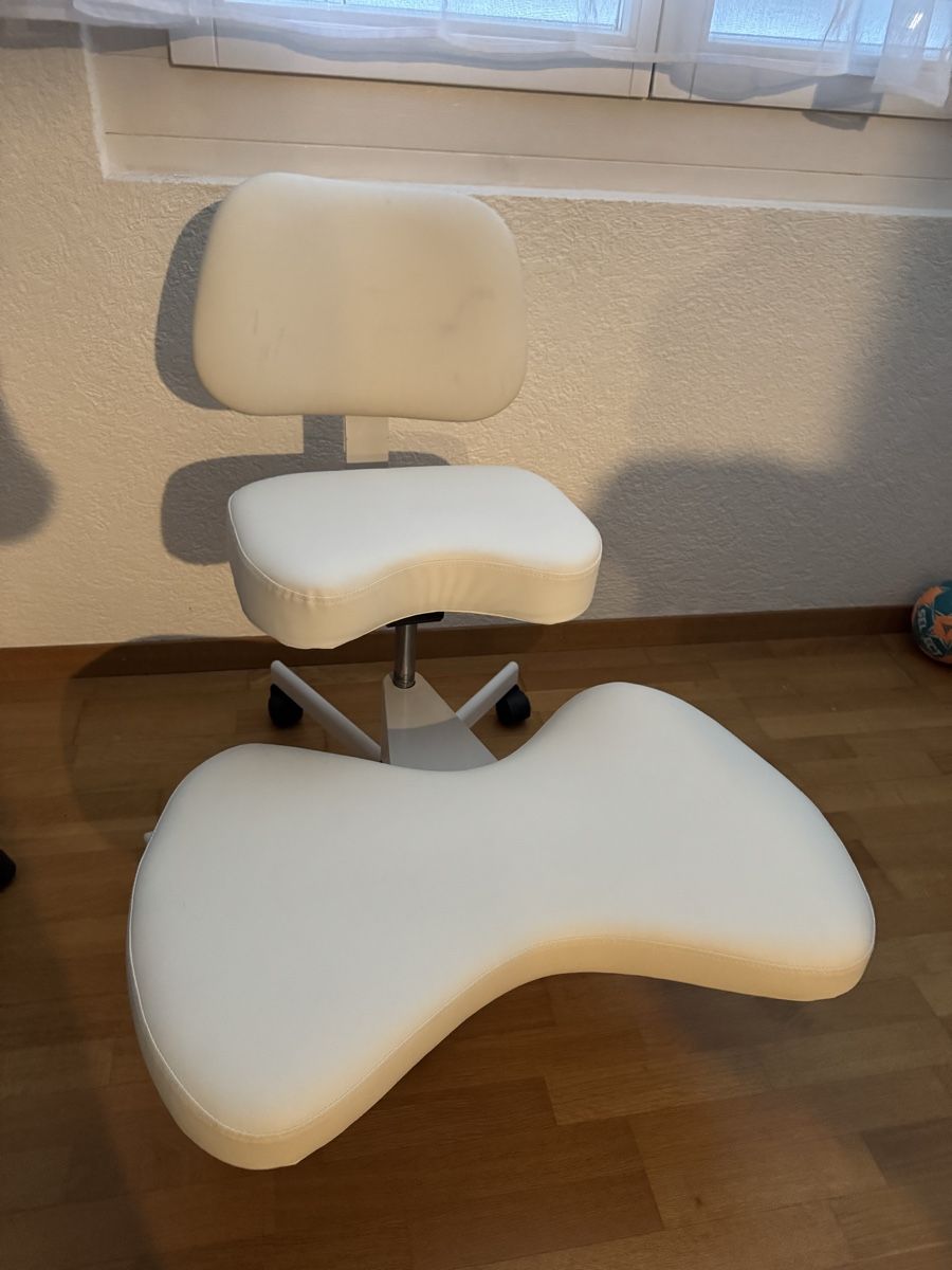 Stühle: Meditationsstuhl  – Gebraucht aus Fislisbach von Chicane