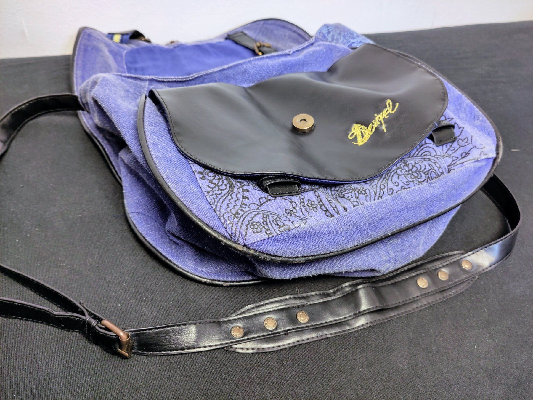 Desigual Borse da donna: Desigual Tasche – Usato da Meilen venduto da Glaussonauten 3